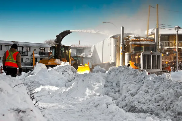 Remoção de neve — Fotografia de Stock