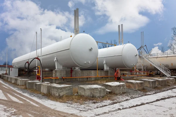 Natural gas tanks — Stock Photo, Image