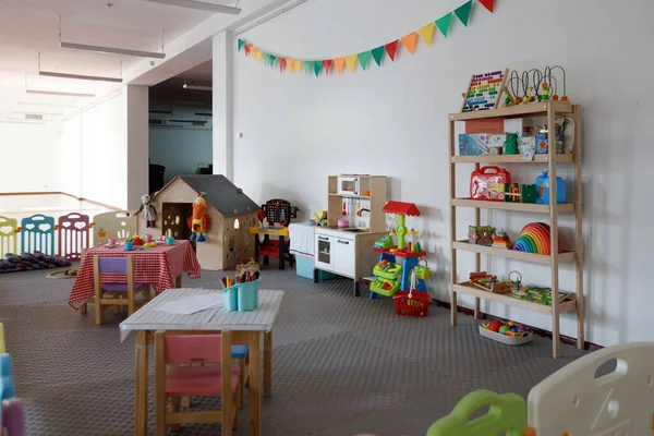 Una Sala Juegos Jardín Infantes Espacio Para Niños Foto Alta —  Fotos de Stock