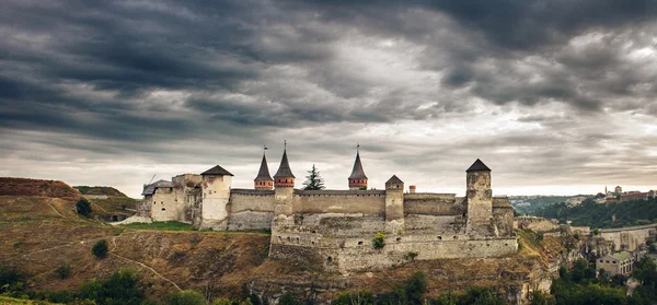 在 kamyanets podilskiy 乌克兰的堡垒 — 图库照片