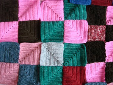 Tığ işi dokusu, renkli kare desenleri. Örgü Örgü Kareleri Çok Renkli