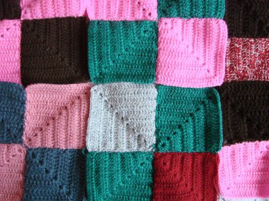 Tığ işi dokusu, renkli kare desenleri. Örgü Örgü Kareleri Çok Renkli