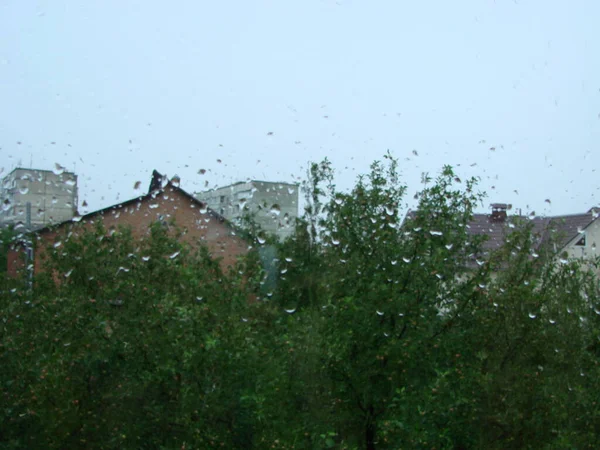 Regenachtige Dagen Regendruppels Het Raamoppervlak Druppels Glas — Stockfoto