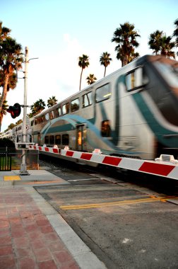 tren istasyonu ile hız