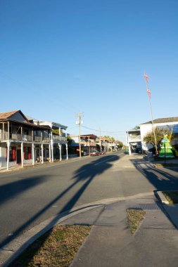 3 Aralık 2021 'de açık bir sabahta ikinci caddeye bakıyorum.