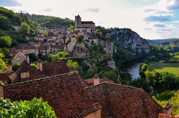 Cirq la popie dorp dagelijkse weergave, Frankrijk — Stockfoto