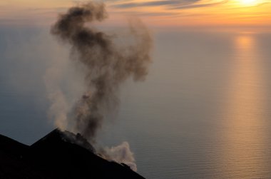 Sigara volkan stromboli Adası, lipari, Sicilya