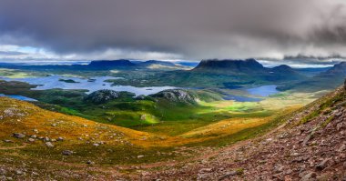 inverpolly dağlar scot dağlık bölgede panoramik manzaralı