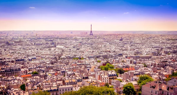 Panoráma a párizsi montmartre-tól, álmodozó képeslapot stílusú — Stock Fotó