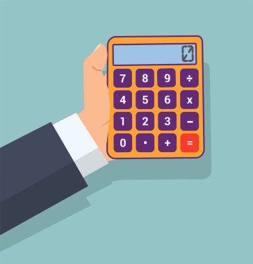 Saymak için hesap makinesi kullanan adam 