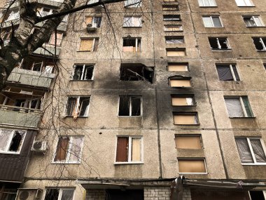 Ukrayna 'ya karşı Rusya' nın korkunç, kanlı savaşı. Bombardımandan sonra Harkov 'daki insanların evleri yıkıldı. Şubat, Mart, Nisan 2022 Ukrayna