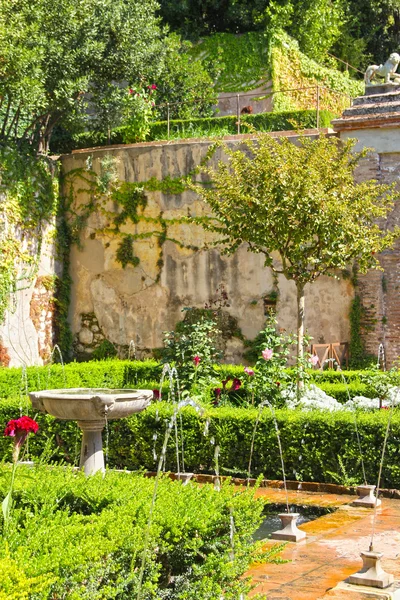 Garten der Alhambra — Stockfoto