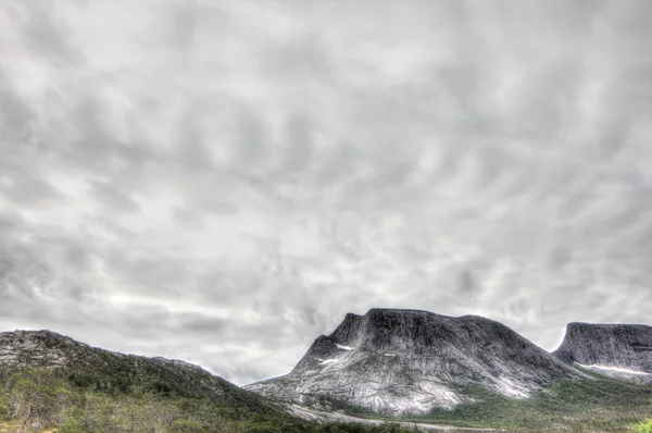 Tundra norueguesa e montanhas — Fotografia de Stock