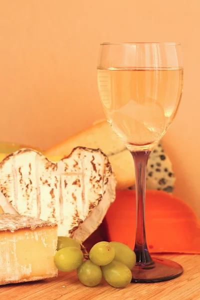 Formaggio e vino — Foto Stock