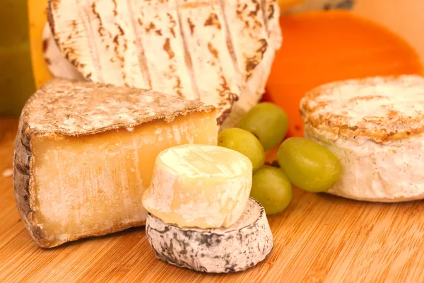 Various types of cheese — Stock Photo, Image