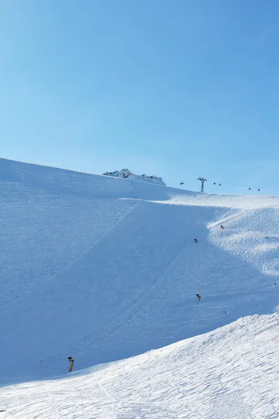 Solden Avusturya Daki Alp Dağlarında Kayak Yamacında Kış Sporu Tatili — Stok fotoğraf