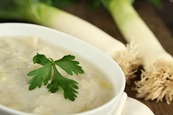 Soupe de poireaux et pommes de terre — Photo