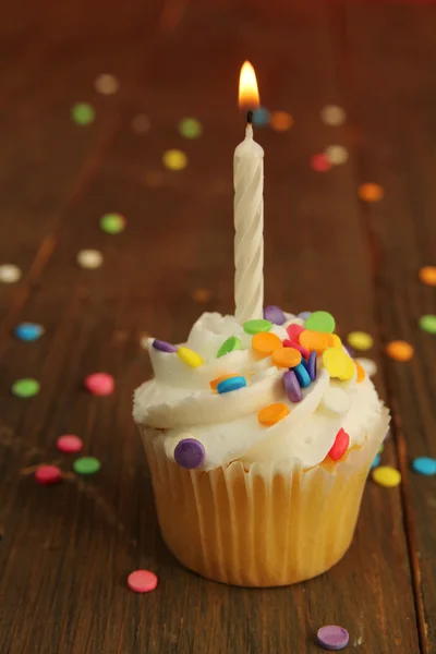 Verjaardagscupcake — Stockfoto