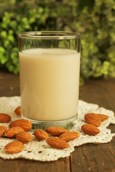 Mandelmilch — Stockfoto