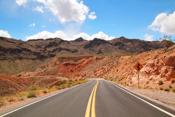 Road in a desert — Stock Photo, Image