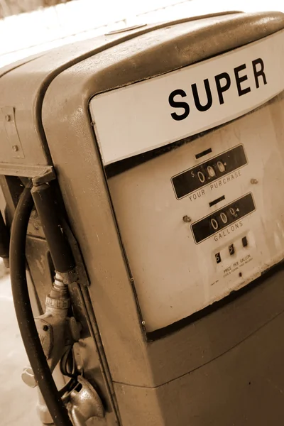 Vintage red fuel pump — Stock Photo, Image