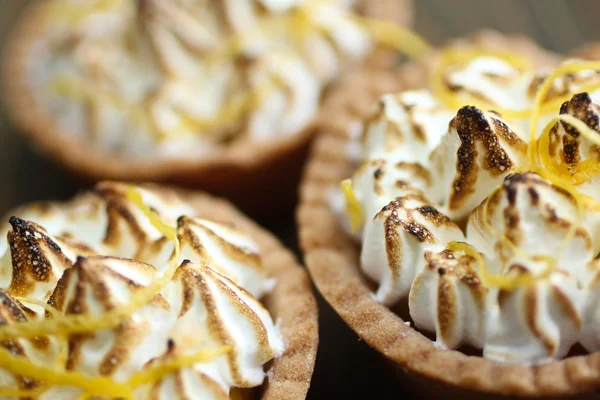 Meringue tart — Stock Photo, Image