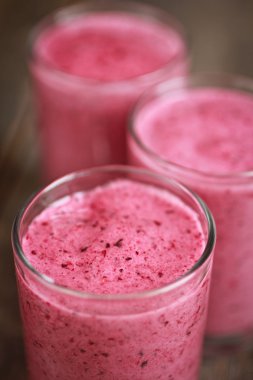 çilek smoothies