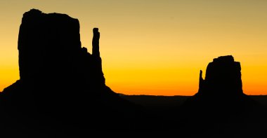 monument valley güneş doğarken