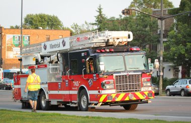 İtfaiye Caddesi üzerinde