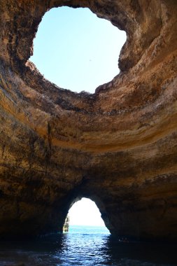 İspanya 'da boynuzlu güçlü bir boğa