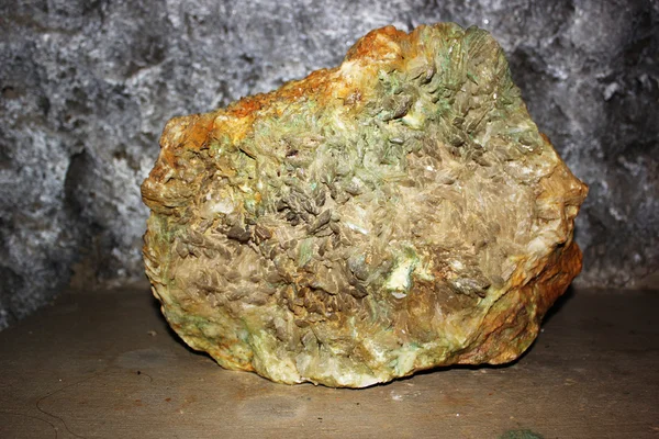 Barite minerale + malachite — Foto Stock