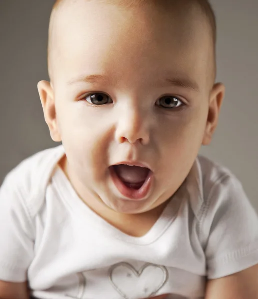 Die ersten Worte eines kleinen Babys — Stockfoto