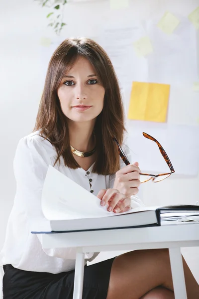 Young woman creative designer working in office. — Stock Photo, Image