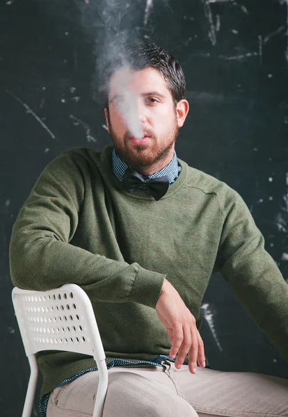 Stylish man smoking. — Stock Photo, Image