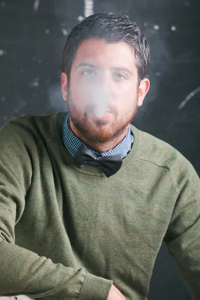 Stylish man smoking. — Stock Photo, Image