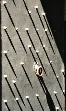 Gotik kapısı.