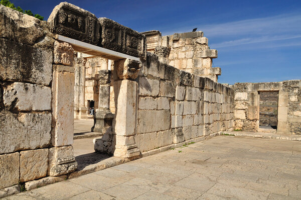 Ruined synagogue.