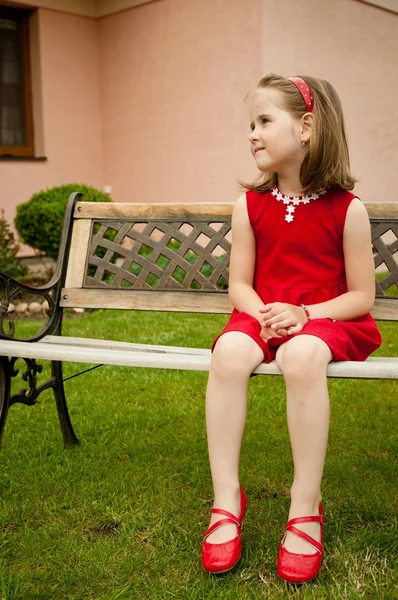 Child portrait - in red — Stock Photo, Image