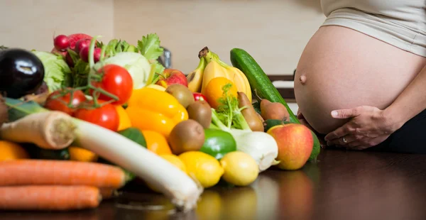 Embarazo - alimentos saludables —  Fotos de Stock