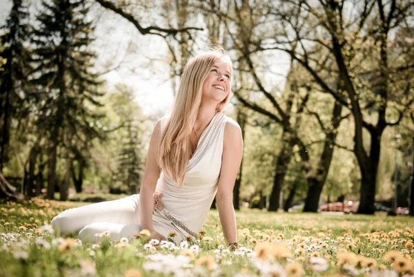 Enjoy life - happy young woman — Stock Photo, Image