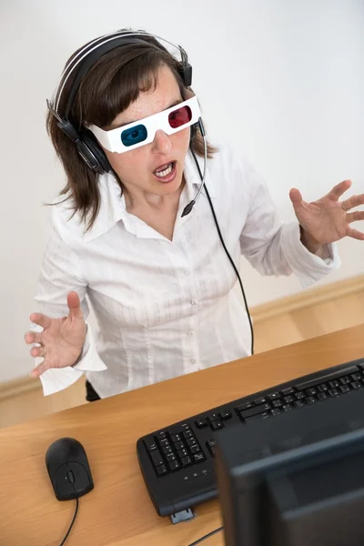 Awe - business person with 3d glasses — Stock Photo, Image