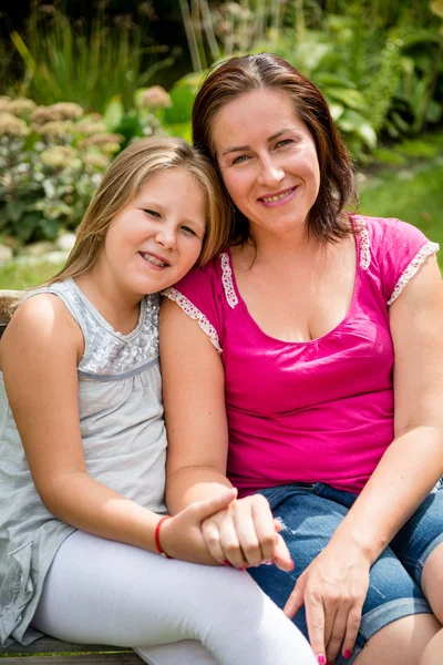 Madre e hija — Foto de Stock