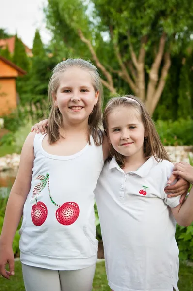 Sisters portrait — Stock Photo, Image