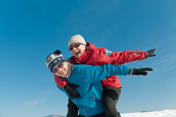 Winter fun - happy senior couple — Stock Photo, Image