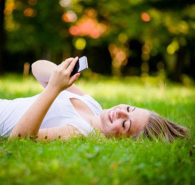 genç kız - modern dünya