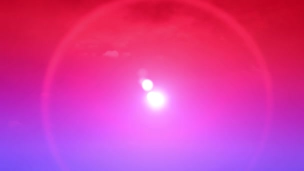 해질 녘의 분홍빛 과붉은 빛 태양 의속 도 — 비디오