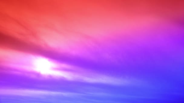 Tijd vervallen kleurrijke paars oranje blauw roze zonsondergang hemel wolk. — Stockvideo