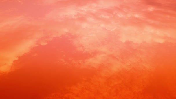 夏の活気ある劇的なオレンジ色の黄金の空の時間の経過 自然の天気鮮やかな日の出 カラフルな雲の背景 雲のタイムラプス自然背景 — ストック動画