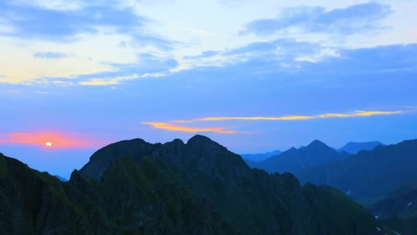 Time Lapse Silhouetted Blue Mountains Horizon Fagaras Mountains Moldoveanu Peak — Vídeo de Stock