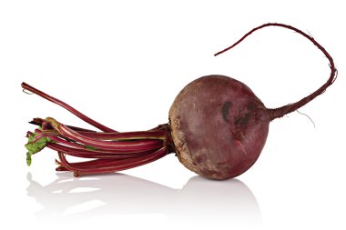 Beyaz bir arka planda pancar.